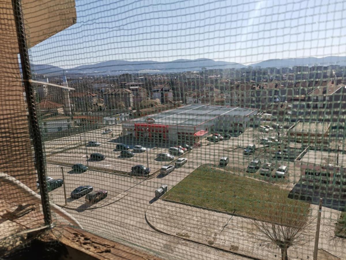 Central Apartment Targovishte Exterior photo